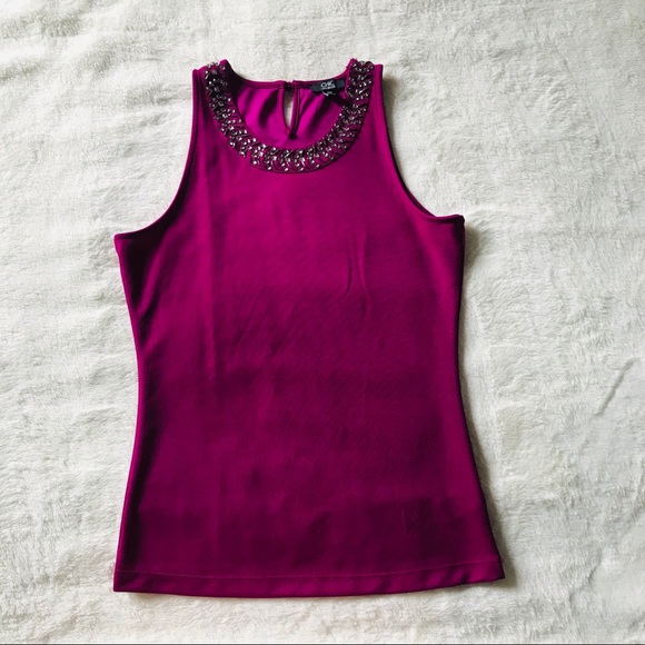 Magenta Sleeveless Top with beading - Picture 3 of 7
